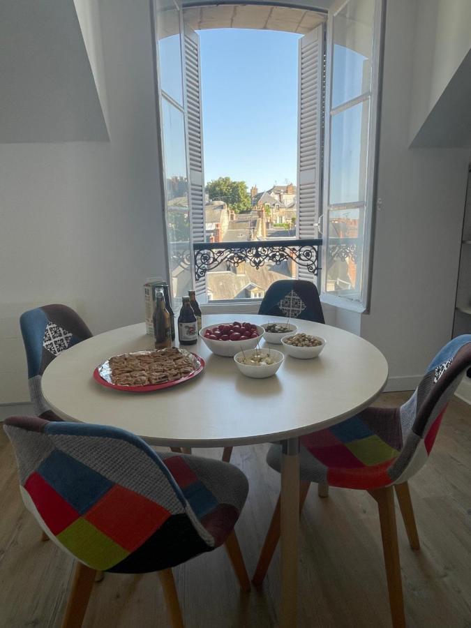 Spacieux Appartement A Blois Avec Wifi Gratuit Esterno foto